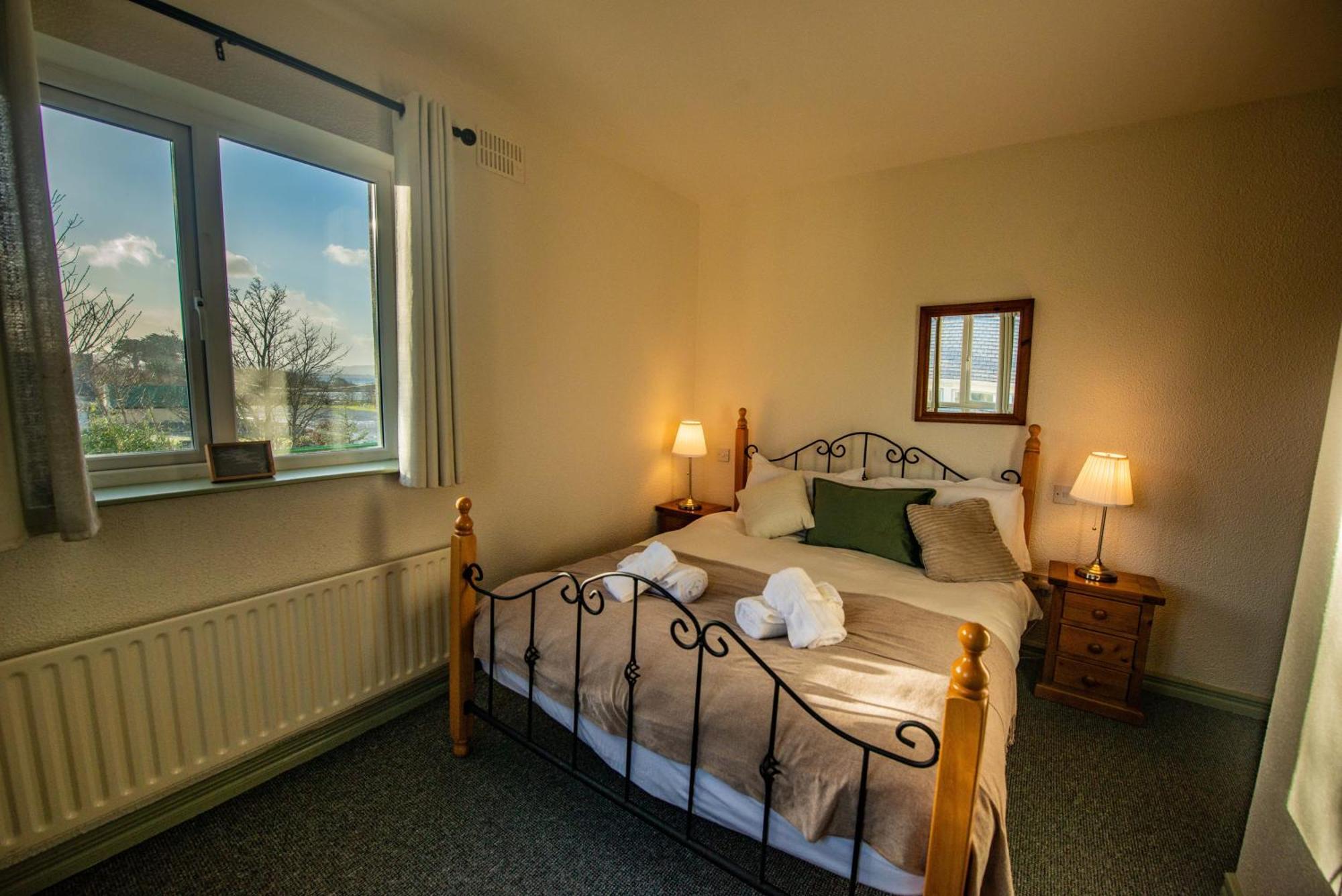 Greenfield Bar & Bistro Hotel 3*