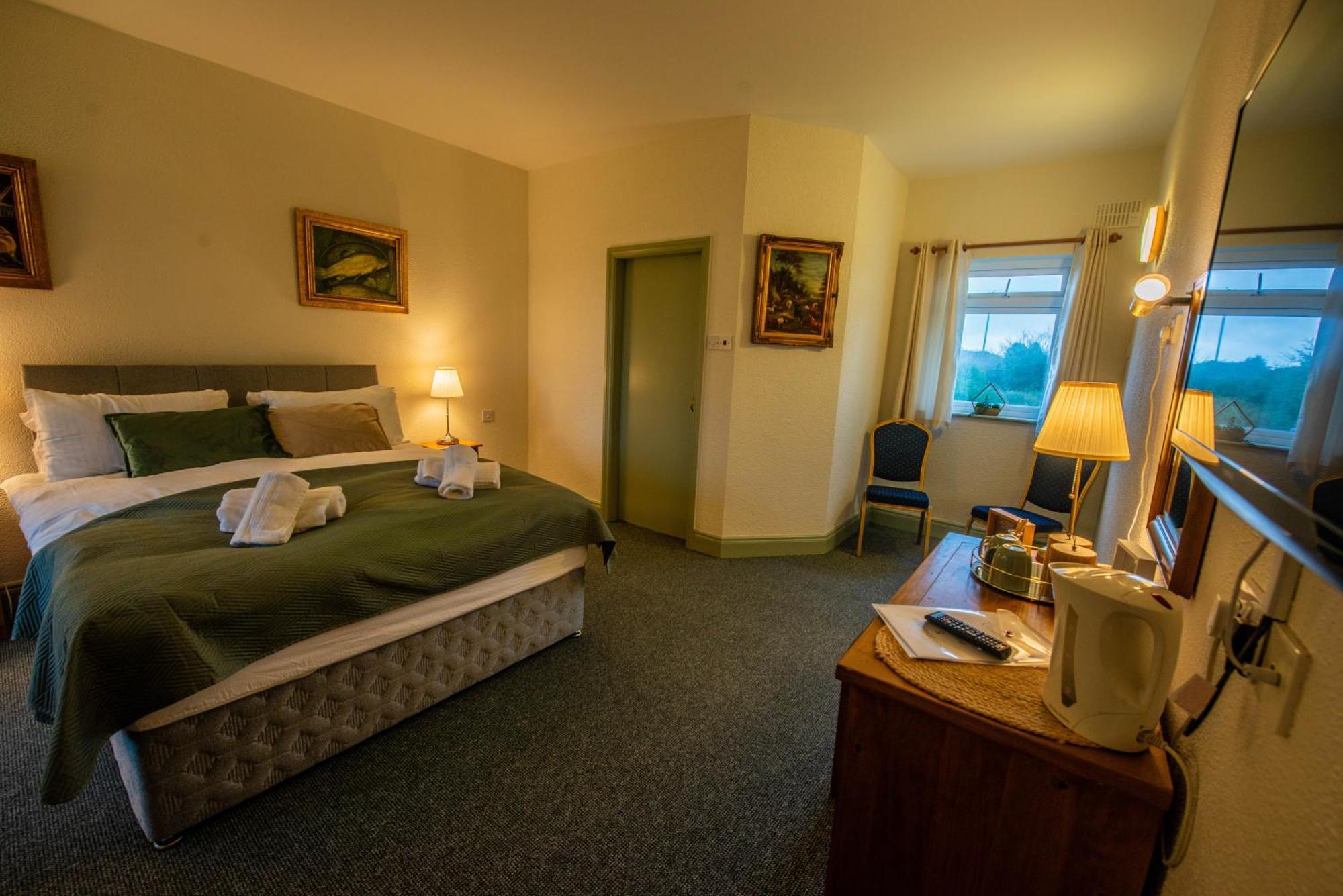 Hotel Greenfield Bar & Bistro 3*