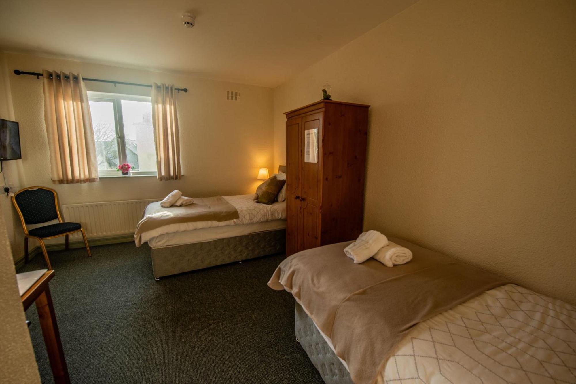 Greenfield Bar & Bistro Hotel