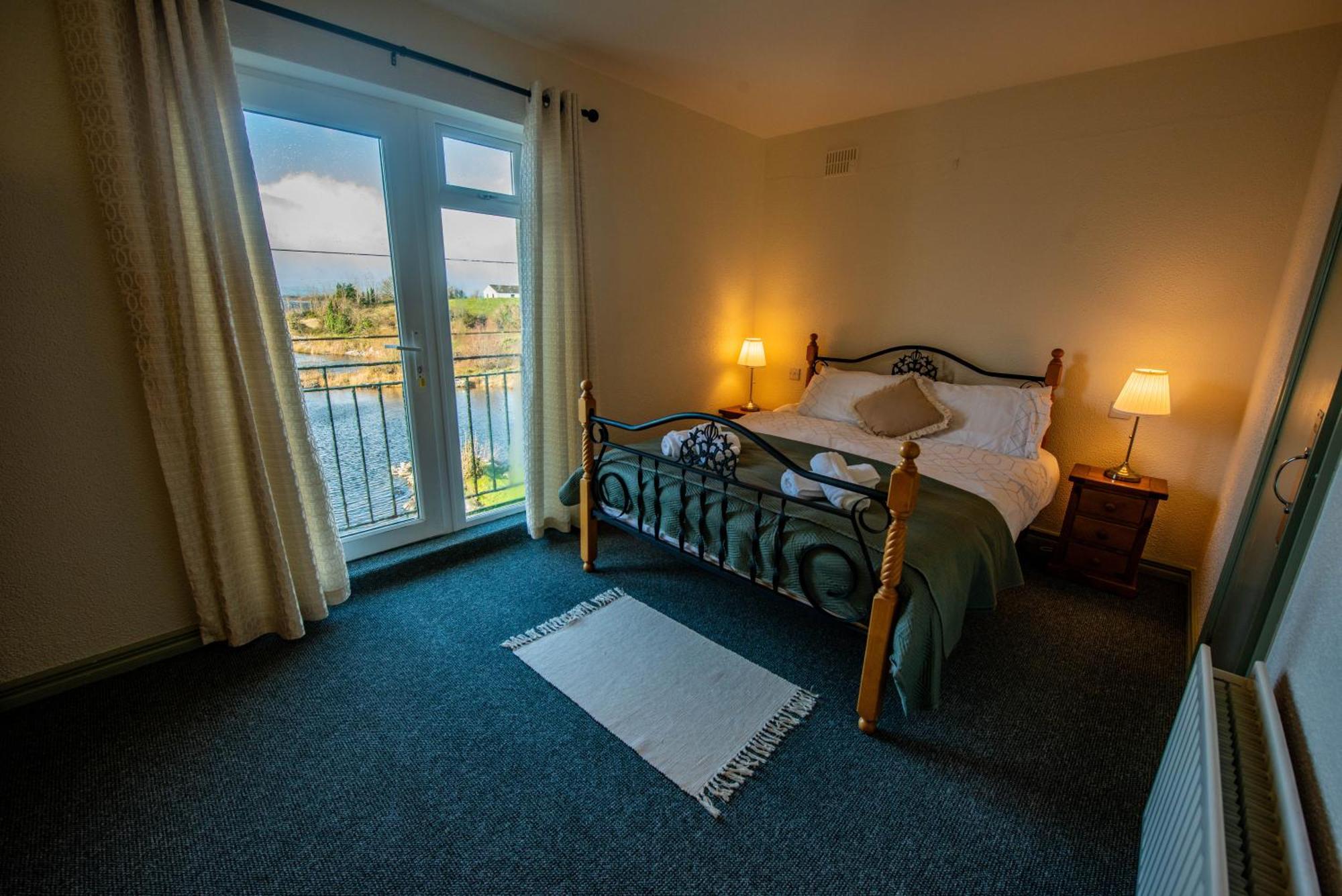 Hotel Greenfield Bar & Bistro 3*