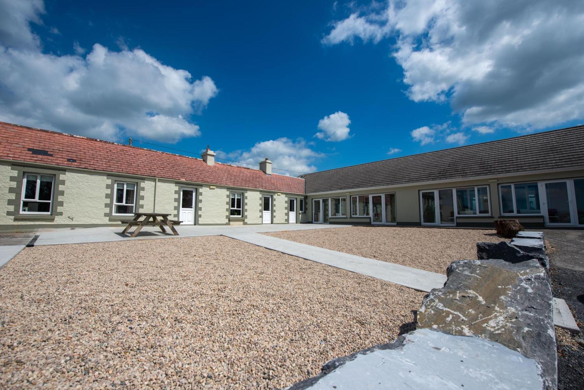 Hotel Greenfield Bar & Bistro Headford